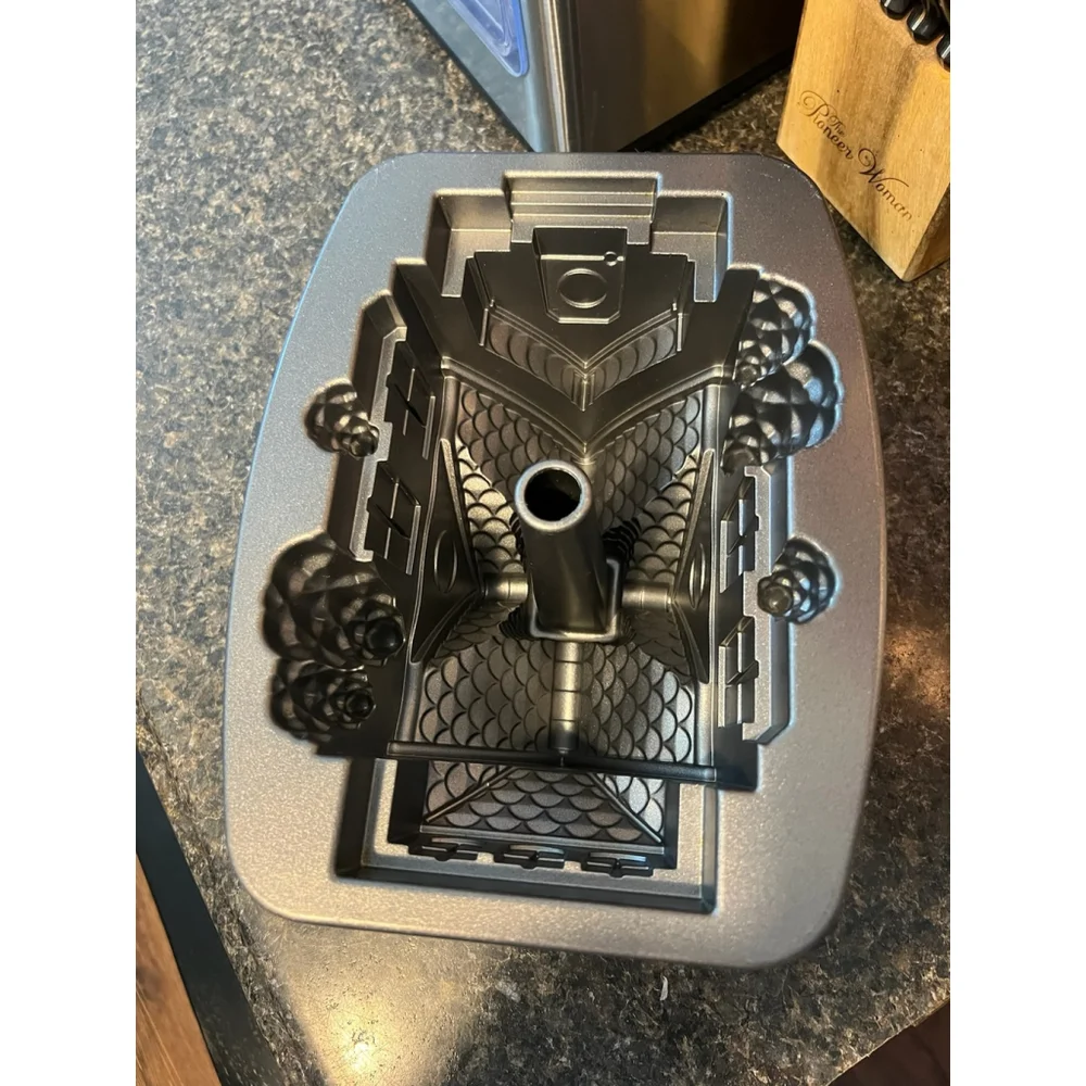 Nordic Ware Gingerbread House Bundt Cake Pan